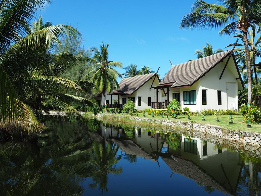 Khaolak Blue Lagoon Resort - Sha Extra Plus Khao Lak Eksteriør billede